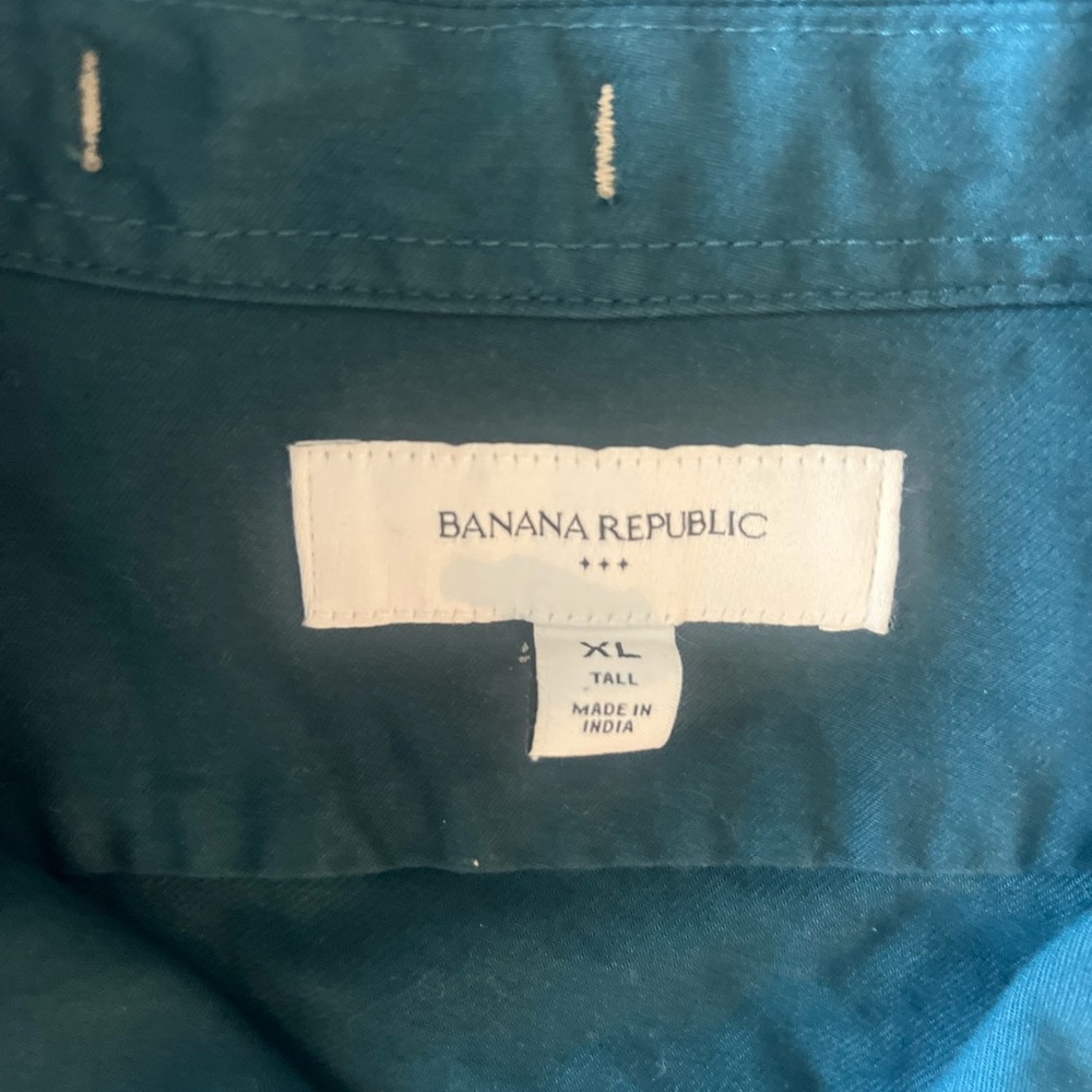 Banana Republic Men's Teal Short-Sleeve Button-Up Shirt with Contrast Trim